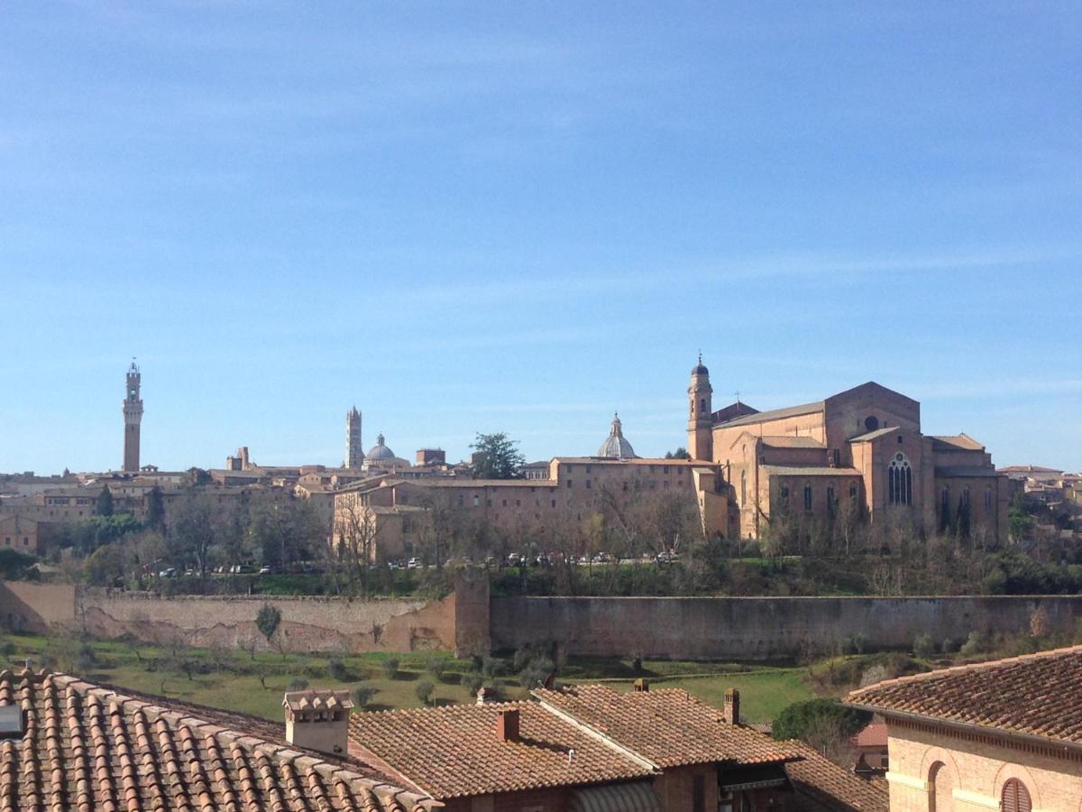 Apartamento Affaccio su Siena,vicino al centro, con garage Exterior foto