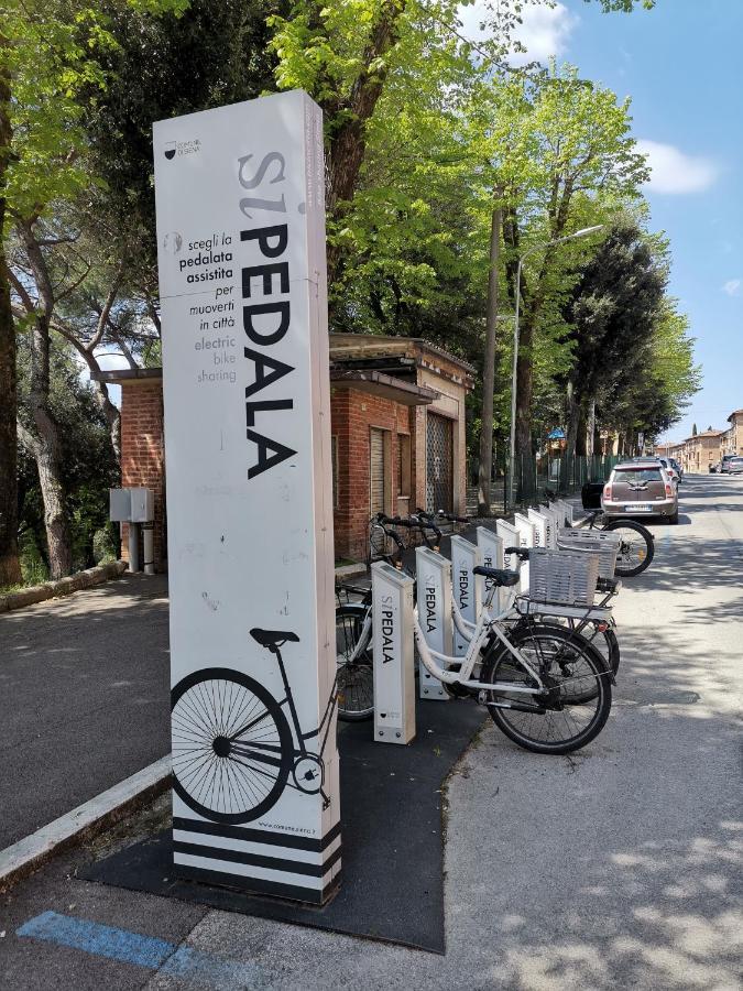Apartamento Affaccio su Siena,vicino al centro, con garage Exterior foto
