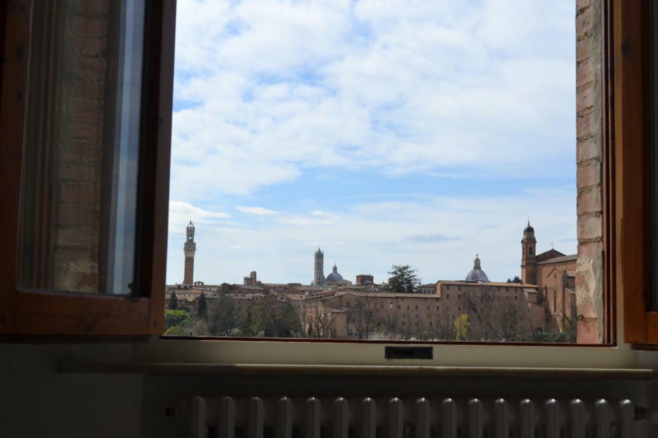 Apartamento Affaccio su Siena,vicino al centro, con garage Exterior foto